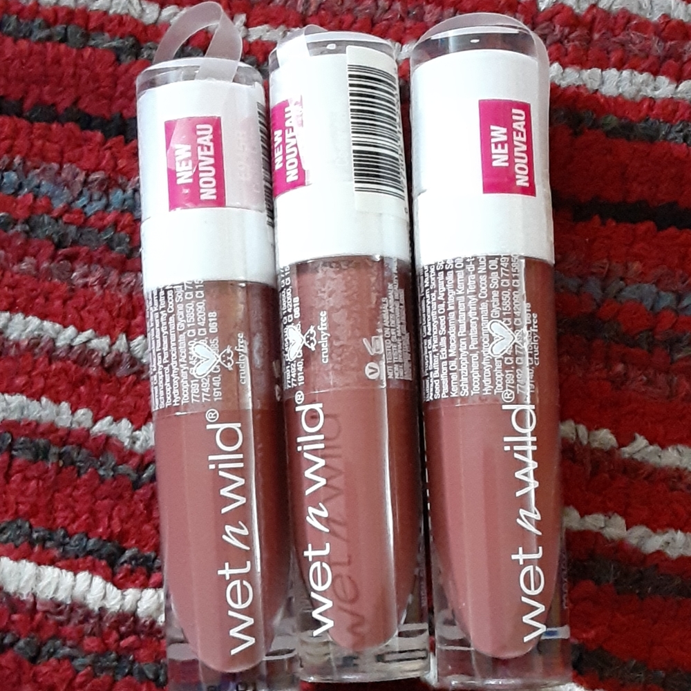 3 for 12 $Heigh-shine lipstick